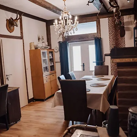 Gut Nuexei Apartman *